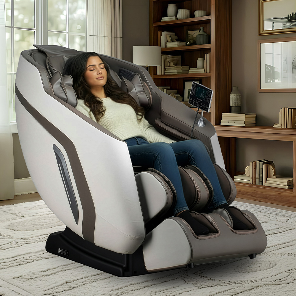 infinity_zenara_greige_lifestyle2_1000 x 1000 Infinity Zenara Massage Chair